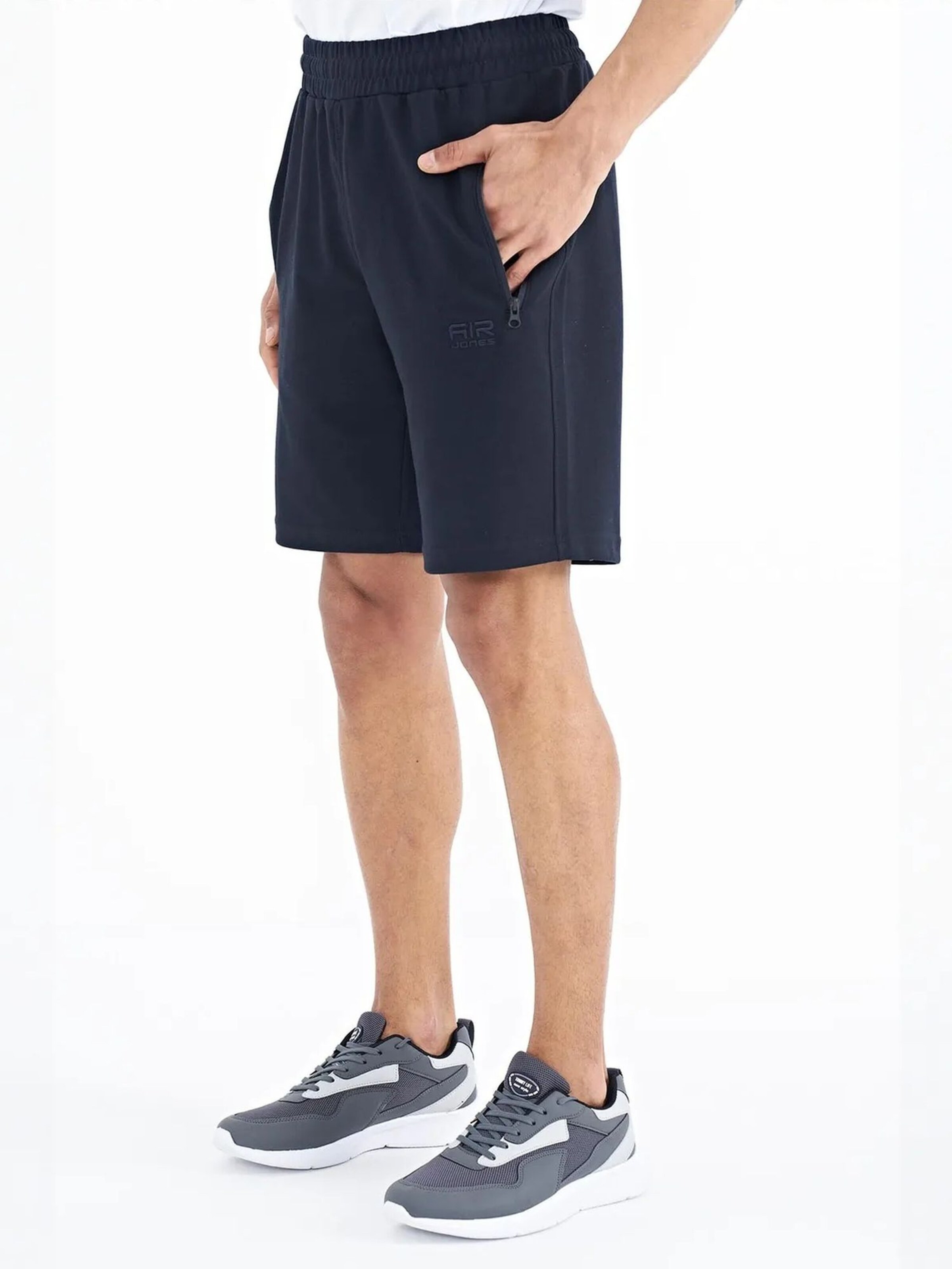 Tommy Life Regular Trousers in Black