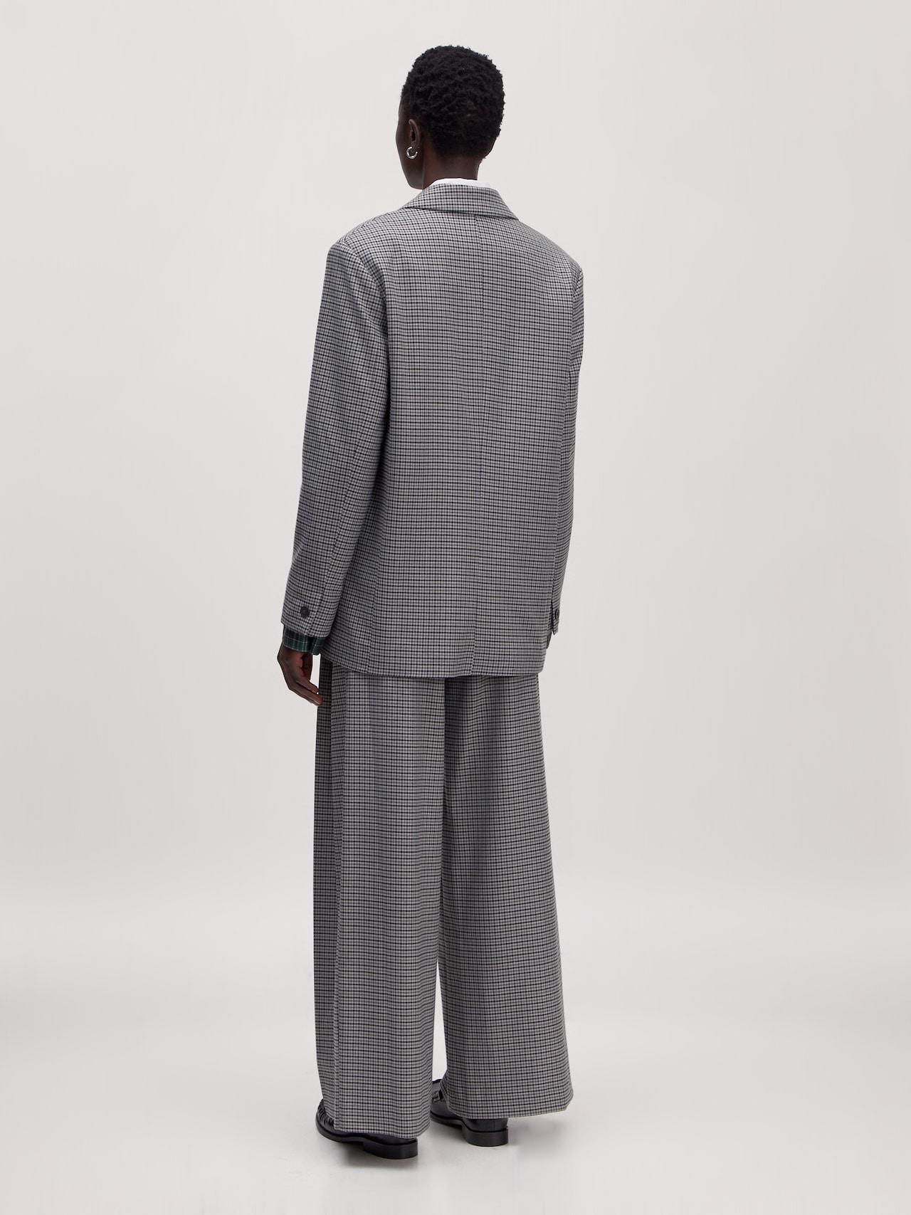 EDITED Producten Blazers 'Kainoa' Grijs