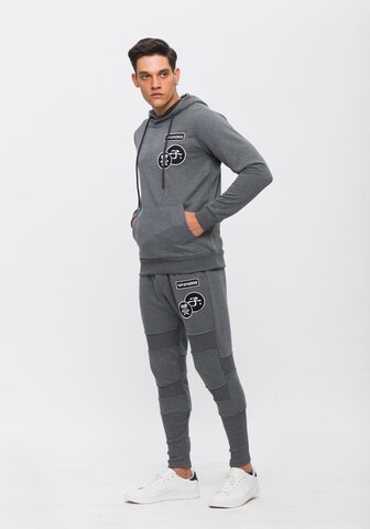 Tom Barron Jogginganzug in Grau