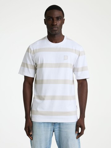 CHASIN' Shirt 'Storm' in White: front