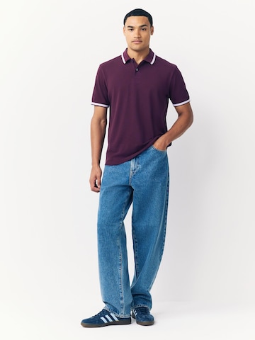 T-Shirt Next en violet