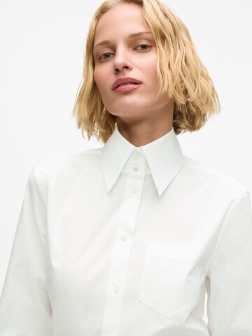 Bluză de la Karl Lagerfeld pe alb: față