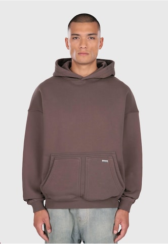 Dropsize Sweatshirt in Brown: front