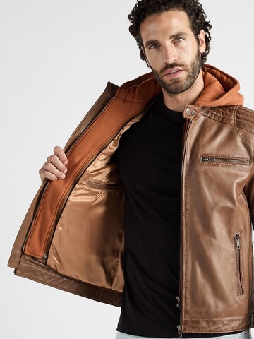 JCC Tussenjas in Bruin