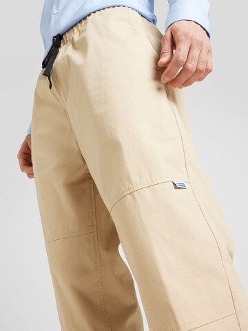 Tapered Pantaloni 'Gibor242' de la HUGO pe bej