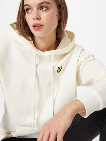 Lyle & Scott Sweatshirt in Beige