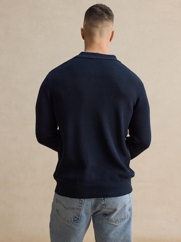 DAN FOX APPAREL Pulover 'Davin' | modra barva