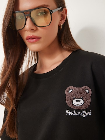 Happiness İstanbul Tričko - Čierna