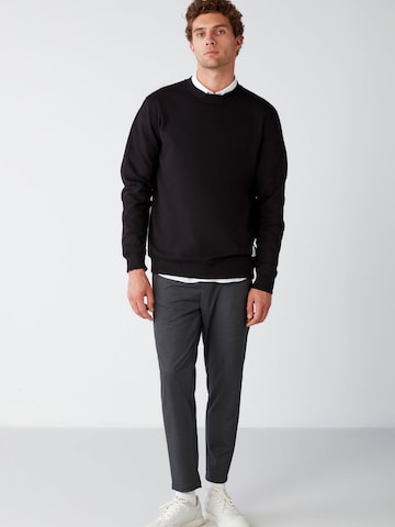 Grimelange - Sudadera 'Travis' en negro