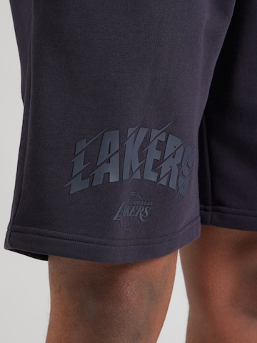 NEW ERA - regular Pantalón 'NBA CORE PLUS' en azul