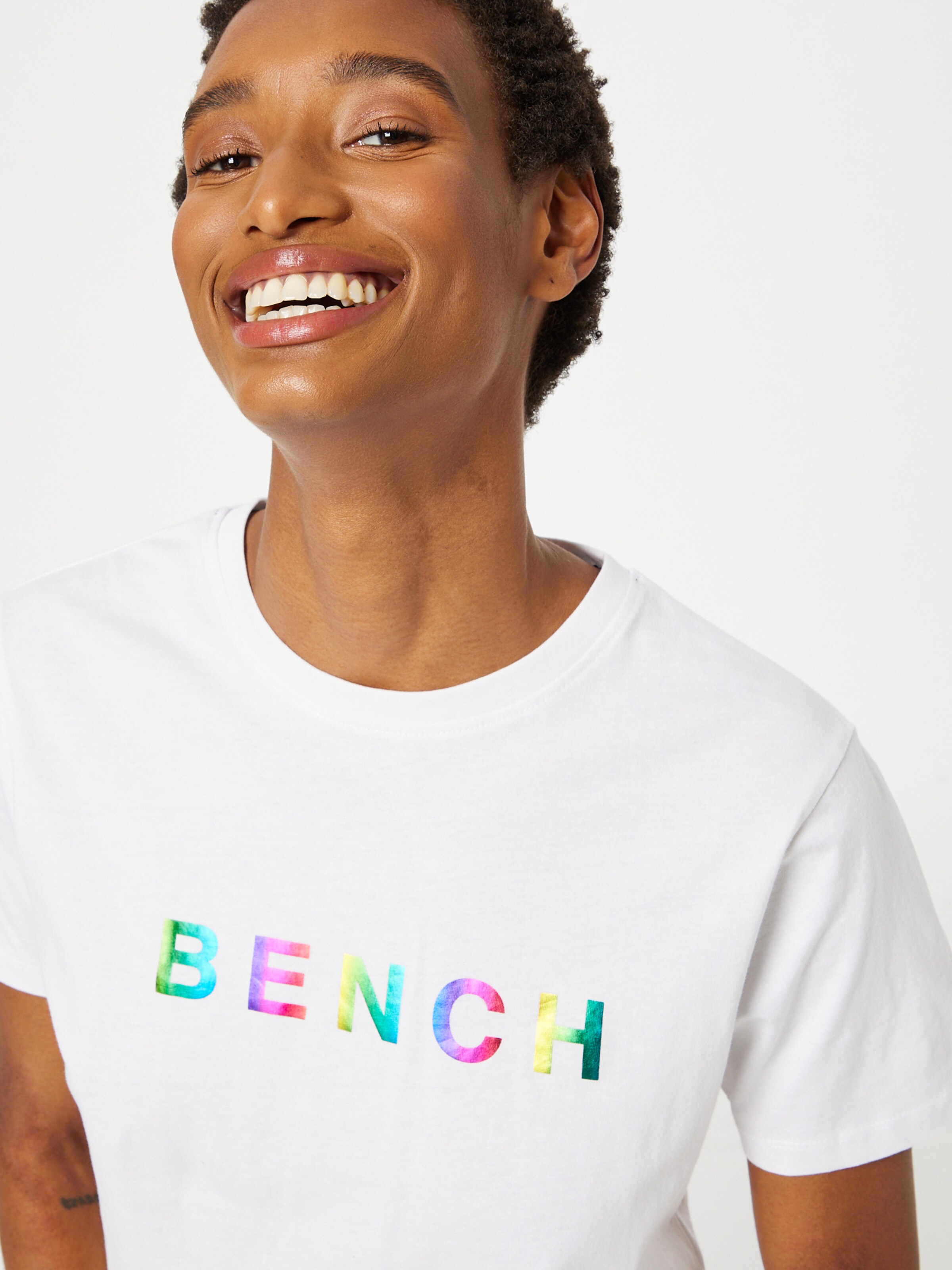 Frauen Shirts & Tops BENCH T-Shirt 'ELISON' in Weiß - HU25256 Frauen Shirts & Tops BENCH T-Shirt 'ELISON' in Weiß - HU25256