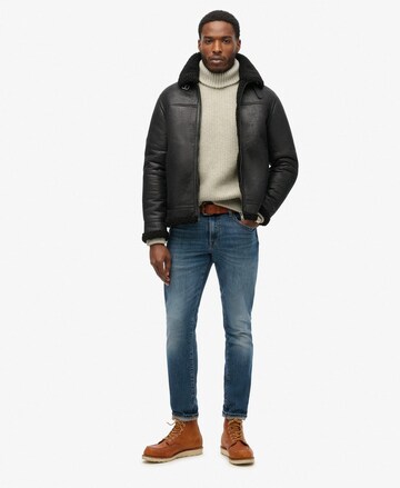 Superdry Tussenjas in Zwart