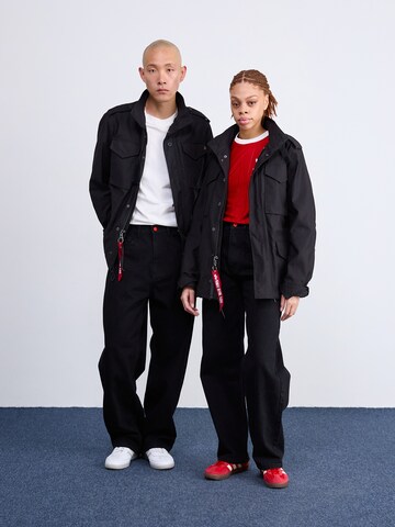 ALPHA INDUSTRIES Overgangsjakke i sort