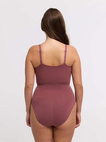 Body modellante 'Cami Sculpting Bodysuit with Slip' di cfab in lilla