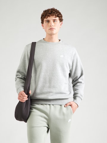 Nike SportswearSweater majica 'CLUB' - siva boja: prednji dio