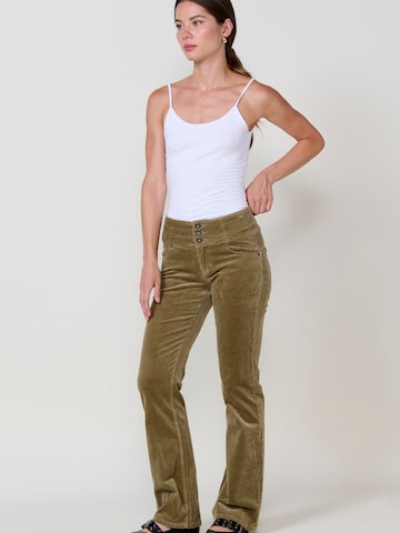 Bootcut Jean KOROSHI en vert