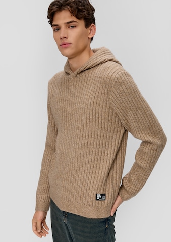 Pull-over QS en marron : devant