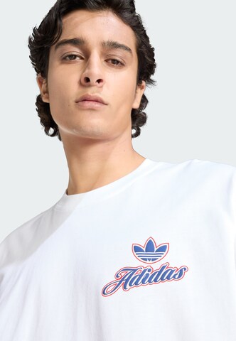Maglietta 'Summer League GFX Varsity' di ADIDAS ORIGINALS in bianco