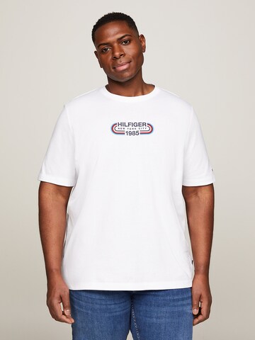 T-Shirt Tommy Hilfiger Big & Tall en blanc : devant