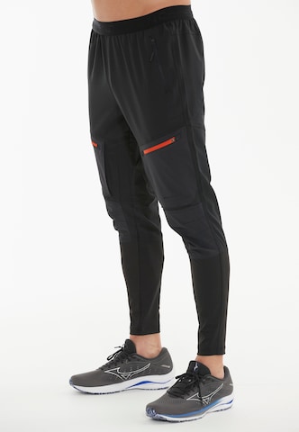 ENDURANCE Tapered Jogginghose 'Sparken' in Schwarz: predná strana