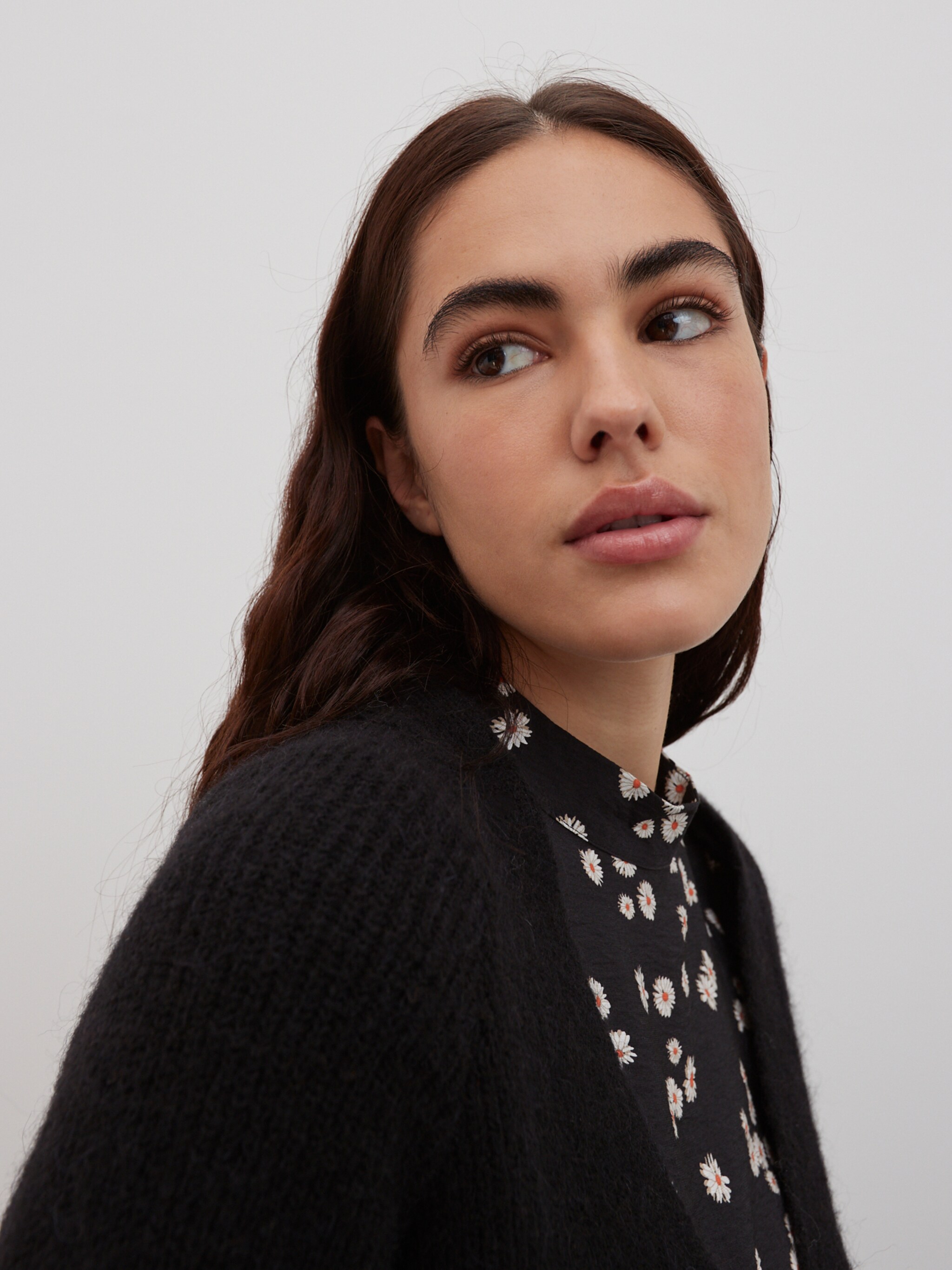 EDITED Produkte Strickjacke 'Tala' schwarz