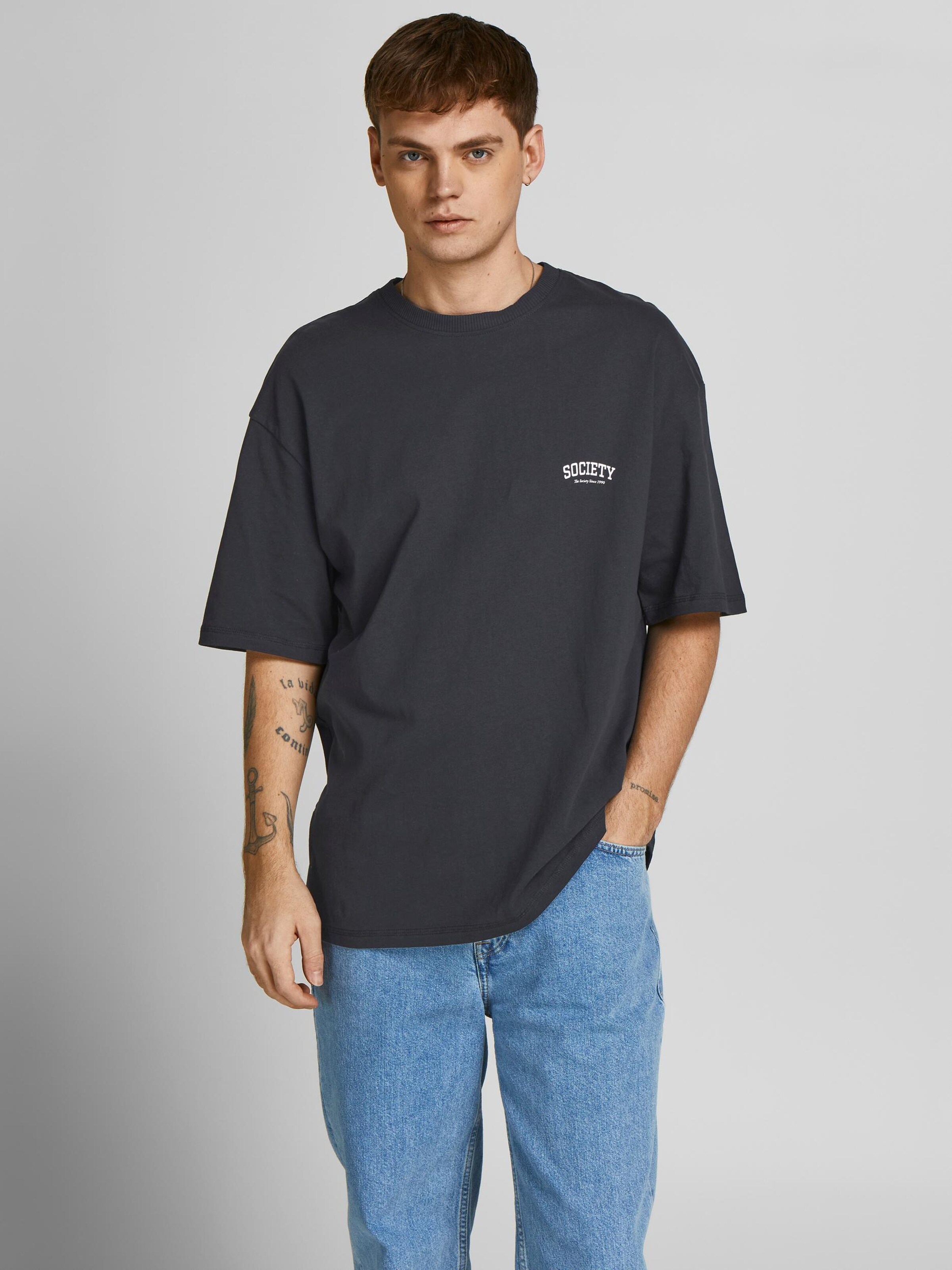 Männer Shirts JACK & JONES T-Shirt in Schwarz - AB09783 Männer Shirts JACK & JONES T-Shirt in Schwarz - AB09783
