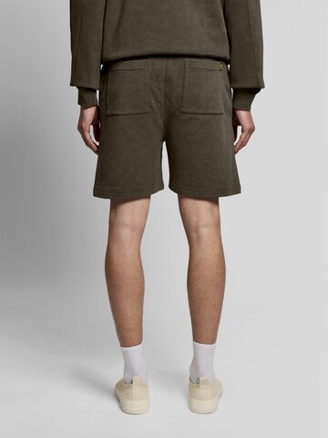 Lyle & Scott Regular Broek in Groen