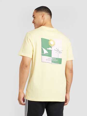 ADIDAS ORIGINALS T-Shirt 'Abstract Nature Beach' in Gelb: Vorderseite