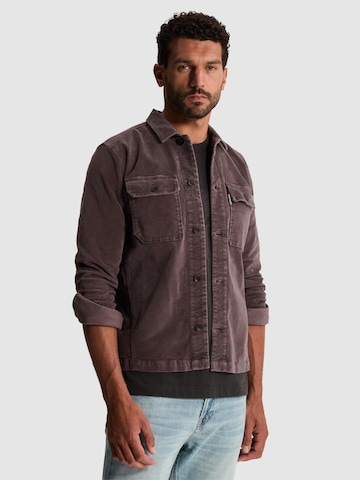 CAST IRON - Camisa 'Velvet overshirt with garment-dye wash' en lila: frente