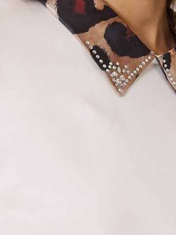 Maglietta di Bianco Lucci in bianco