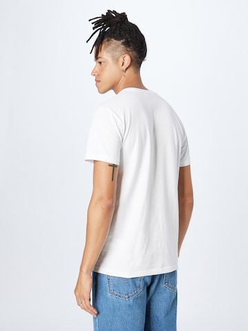 Iriedaily T-Shirt 'Nutcrax' in Weiß