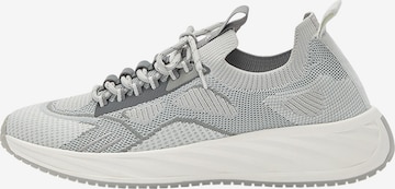 Pull&Bear Sneaker in Grau