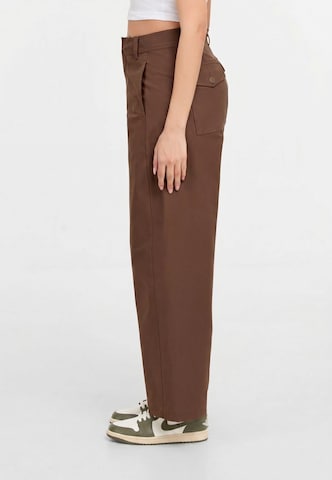 Loosefit Pantaloni 'Zanna' di 2Y Studios in marrone