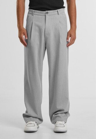 2Y Studios Loose fit Pleat-Front Pants 'Tahlo' in Grey: front