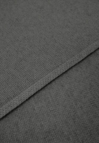 Frieda & Freddies NY Scarf in Grey