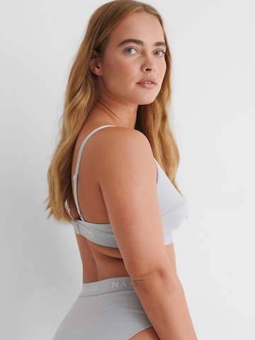 hunkemöller x NA-KD Slip 'Finnia' in Grey