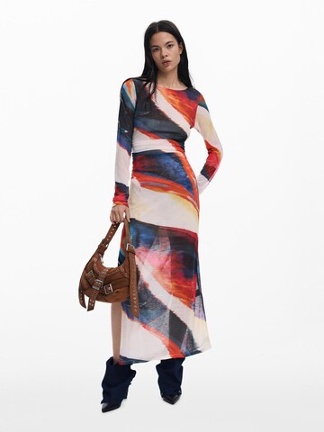 jauktas krāsas Desigual Kleita