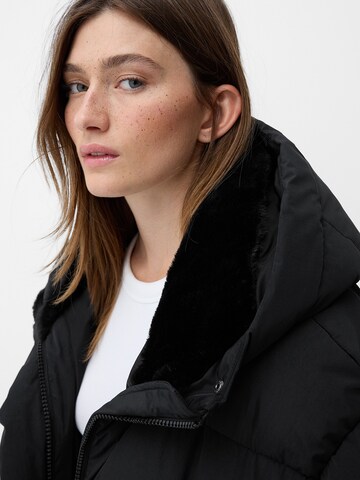 Manteau d’hiver Bershka en noir