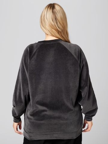 A LOT LESSSweater majica 'Juana' - siva boja