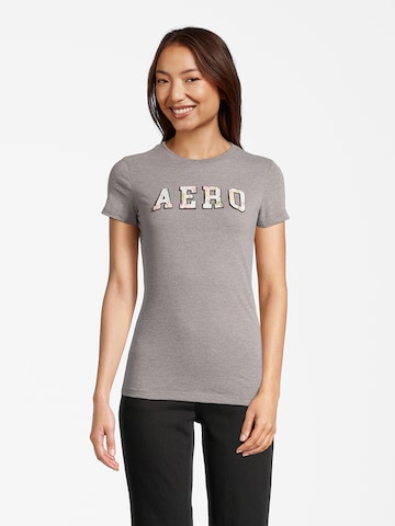 T-shirt AÉROPOSTALE en gris : devant