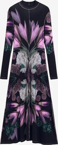 Rochie de la Desigual pe negru: față