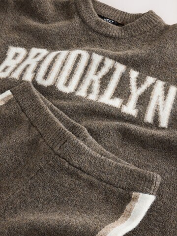 Next Set in Bruin