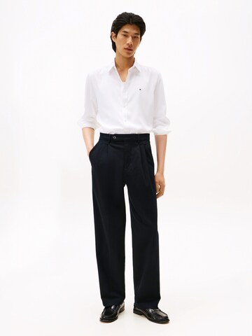 TOMMY HILFIGER Средняя посадка Рубашка в Белый: сзади