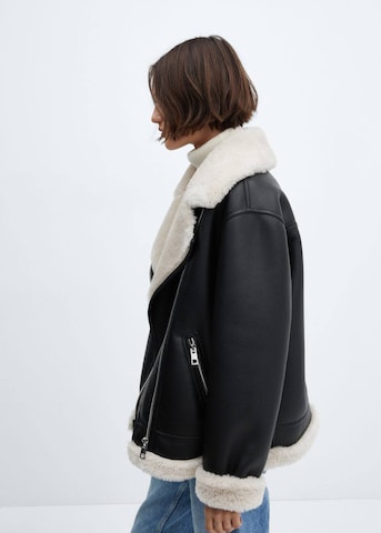 MANGO Prehodna jakna 'Adri' | črna barva