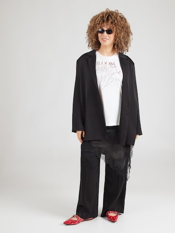 Vero Moda Curve Футболка 'VMCJILIADA' в Белый