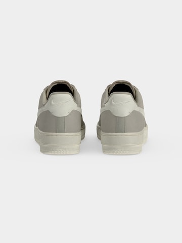Nike Sportswear Ниски маратонки 'Air Force 1 Retro Premium' в бежово