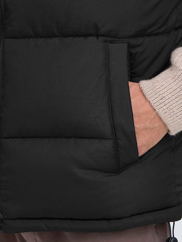!Solid - Chaleco ' SDMARLIN ' en negro