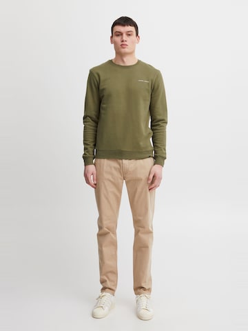 Casual Friday Sweatshirt 'Severin' in Groen