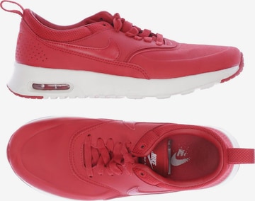 NIKE Sneakers & Trainers in 39,5 in Red: front