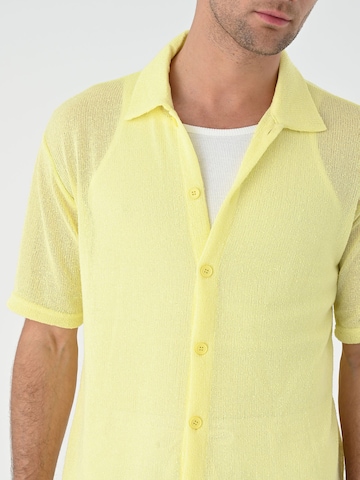 Regular fit Camicia di Antioch in giallo